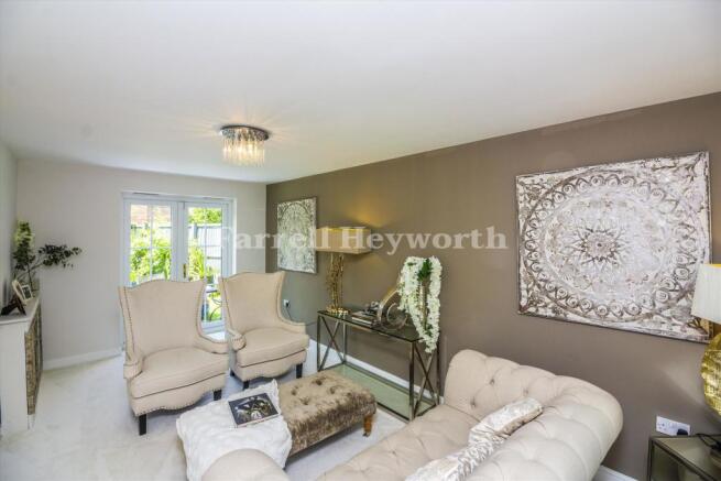 Lounge image 2
