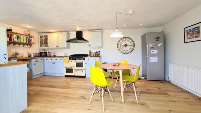 Kitchen/Family Room