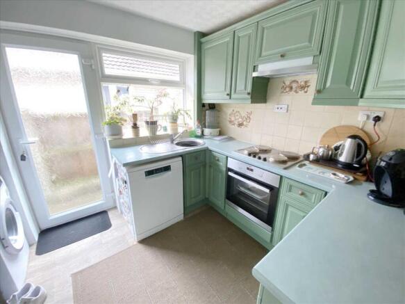 Kitchen: