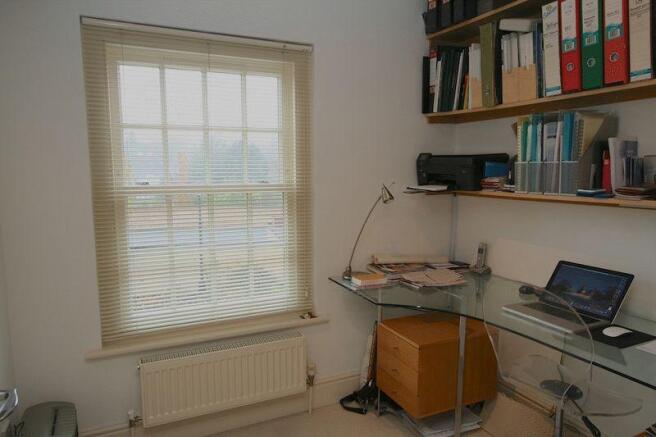 Study/bedroom 4