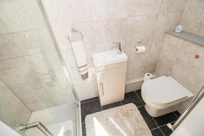 2 bed Detached Bungalow for sale Image 12