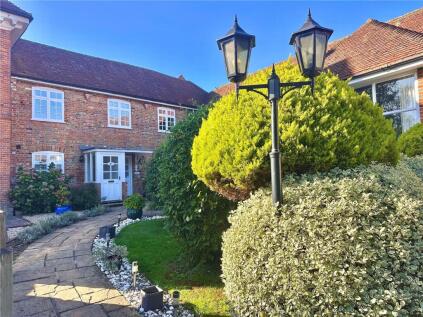 Lake Grove Road, New Milton, BH25