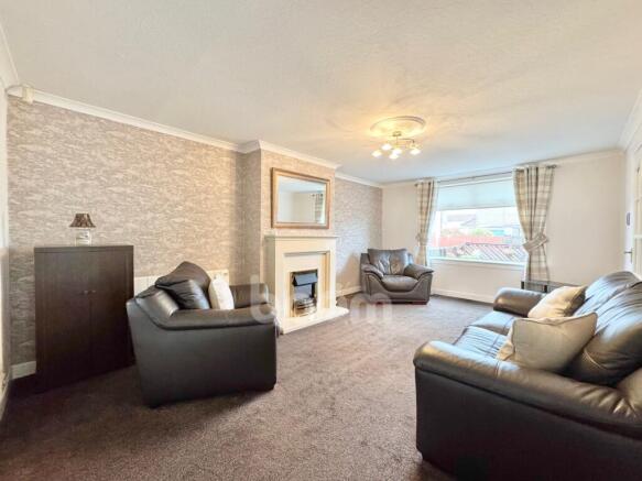 Mossend Avenue, Kilbirnie lounge shot