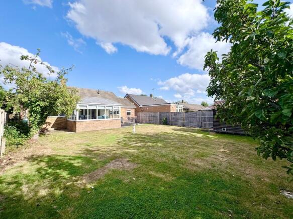 3 bed Detached Bungalow for sale Image 4