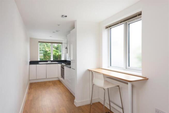 Flat 2 Applewood House_08.jpg