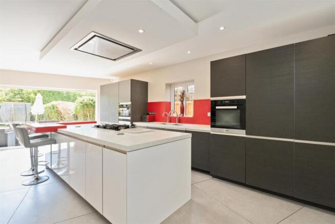 219 Mill Lane_1.jpg