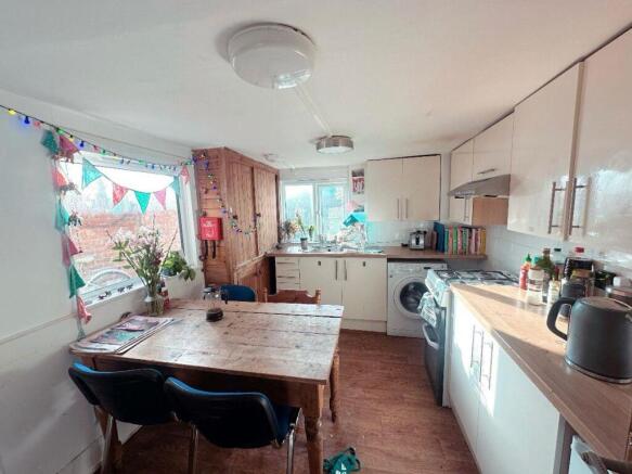 WhatsApp Image 2023-12-08 at 13.33.22 (1).jpeg