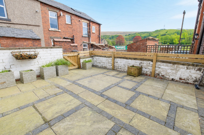 2 bed Terraced for sale Image 6