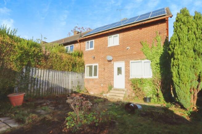 Lowedges Road, Sheffield, South Yorkshire, S8 photo 4