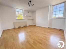 Flat 4, 231 Latimer Court, High Street, St Mary Cray, Orpington BR5 4AX