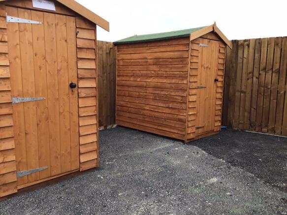 2 bed Town House to rent Image 12