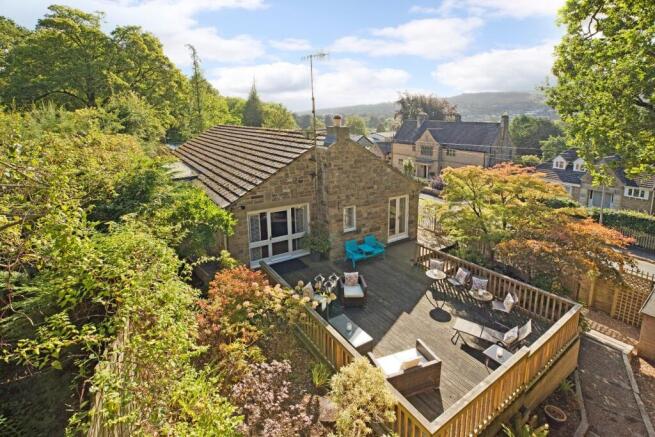 4 bed Detached for sale Image 8