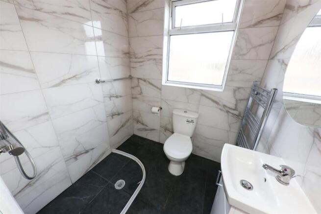 3 bed Semi-Detached for sale Image 12