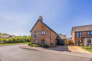 4, Dragonfly Grove, Hambrook PO18 8GN