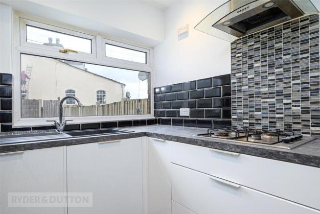 3 bed Terraced for sale Image 6