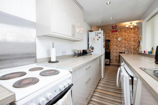 Forest Road, New Ollerton, Newark, Nottinghamshire, NG22 photo 4