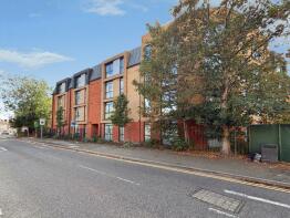 Flat 5, 87 Cassio Green, Cassio Road, Watford WD18 0QN