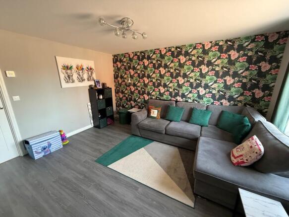 Lounge 2