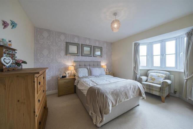 46 Foxhill Close-013.JPG