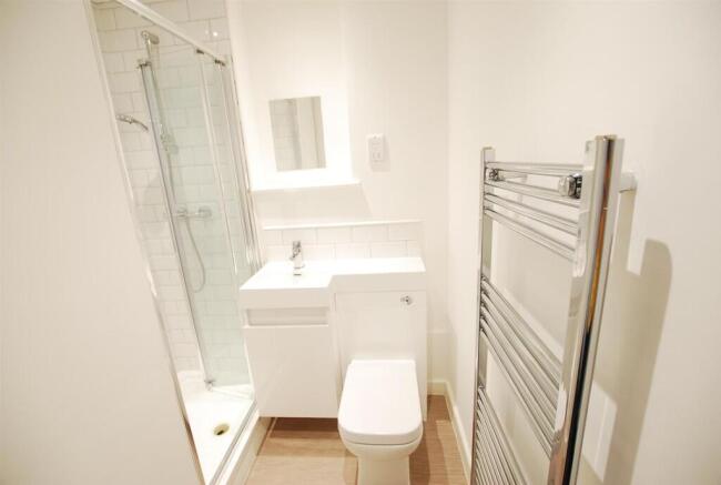 5 bed Terraced to rent Image 7