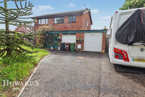 Fulmar Close, Bradwell