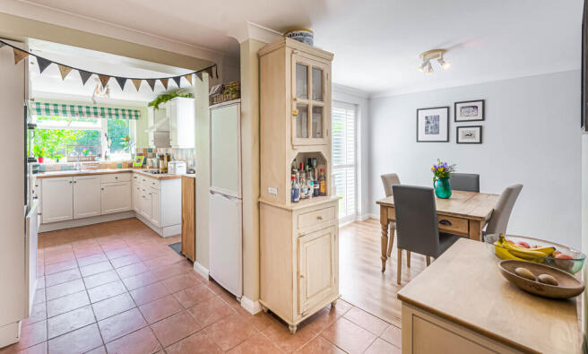 Kitchen/dining sp...
