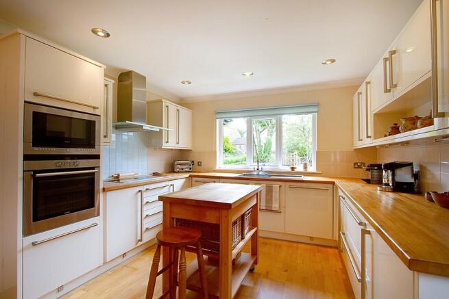 Dining kitchen
