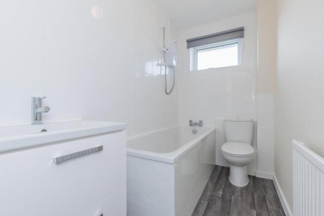 Bathroom 2 (FILEminimizer).jpg