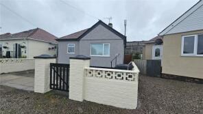 27, Clwyd Gardens, Rhyl LL18 5NB