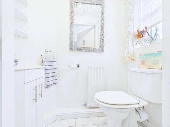 3 bed Semi-Detached for sale Image 9