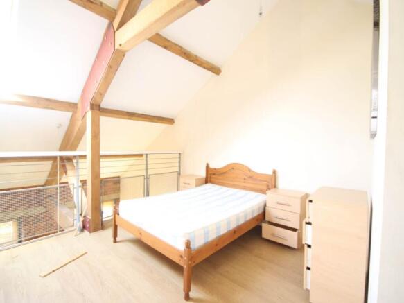 2 bed Flat to rent Image 9