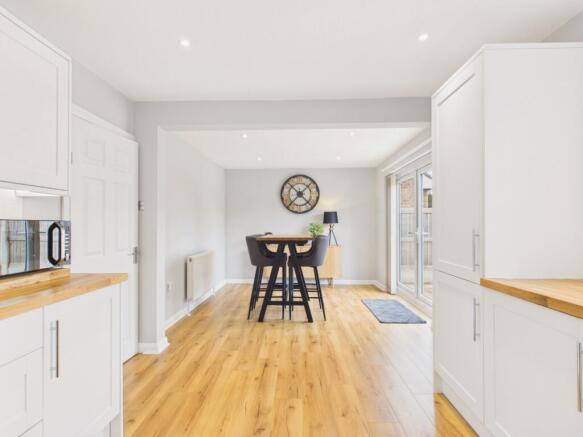 3 bed Detached for sale Image 6