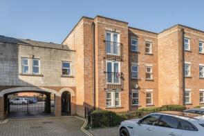 28, Godwin Court, Old Town, Swindon SN1 4BB