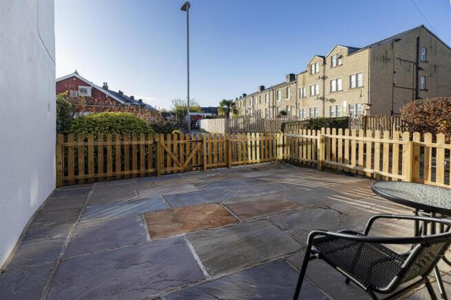 1 bed Terraced for sale Image 4