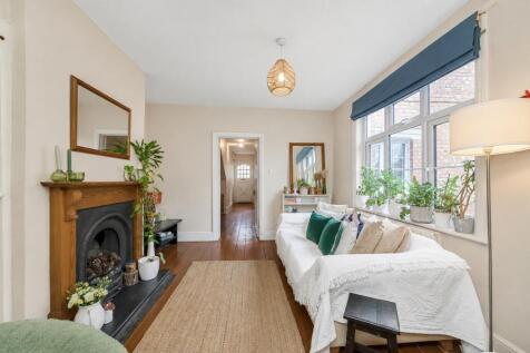 Strickland Row, Earlsfield, London, SW18