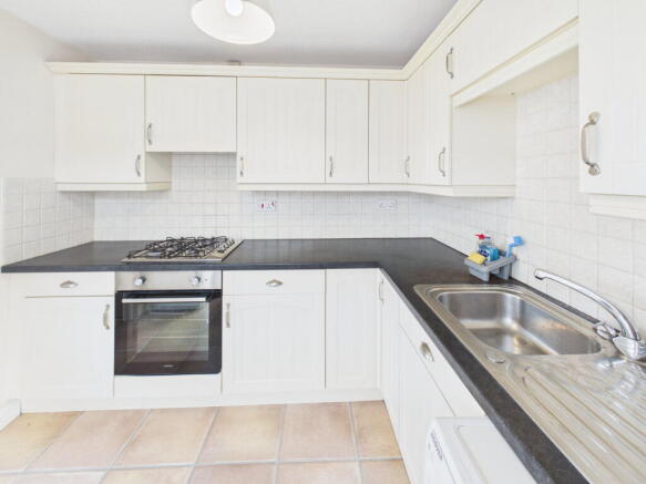 3 bed Semi-Detached Bungalow for sale Image 5