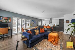 Flat 5, 33 Augustine Court, Brumwell Avenue, London SE18 6HY