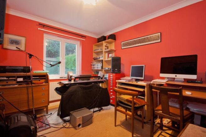 Photo 9