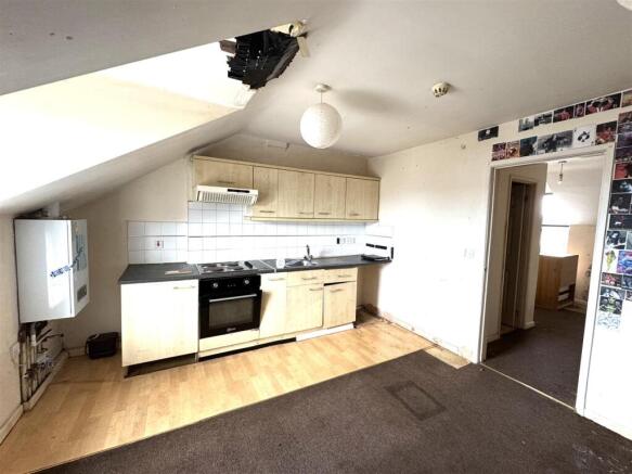 Lounge Kitchen