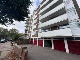 6, 15 Pembroke Court, New Church Road, Hove BN3 4AB