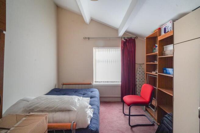 2 bed Flat for sale Image 8