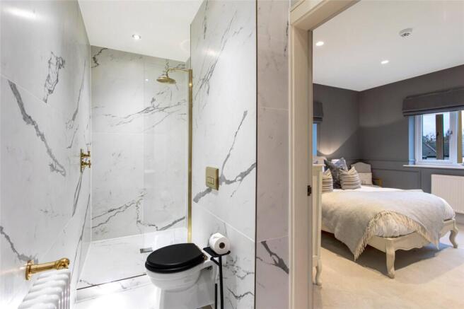 En - Suite