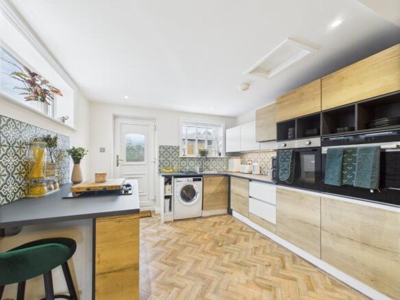 Kitchen/Dining Area