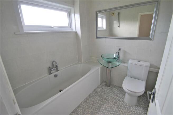 3 bed End of Terrace to rent Image 9