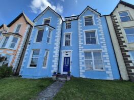 Arfor, Promenade, Llanfairfechan LL33 0BY