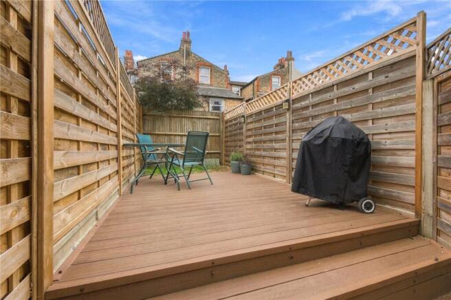 Gilbey Road, London, SW17 photo 2