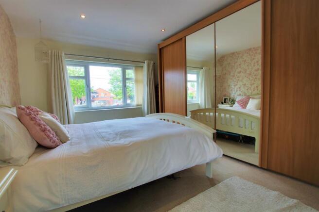 Bedroom 1 (Double)