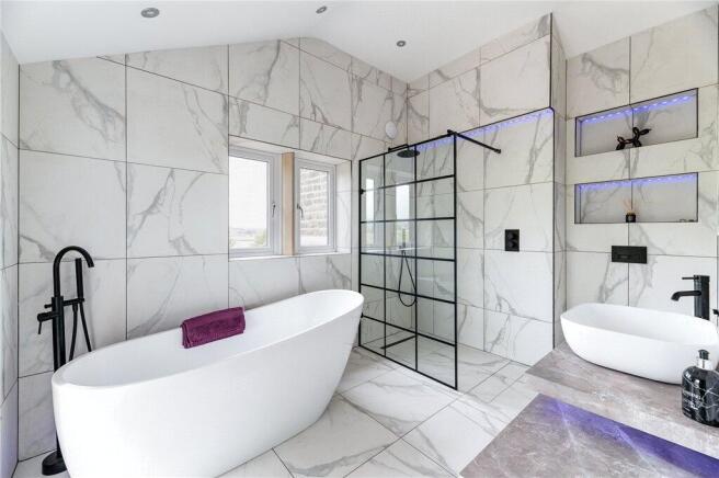 Master Ensuite