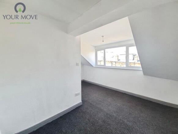 4 bed Terraced to rent Image 10
