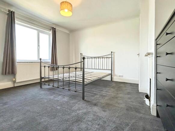 2 bed Terraced for sale Image 11